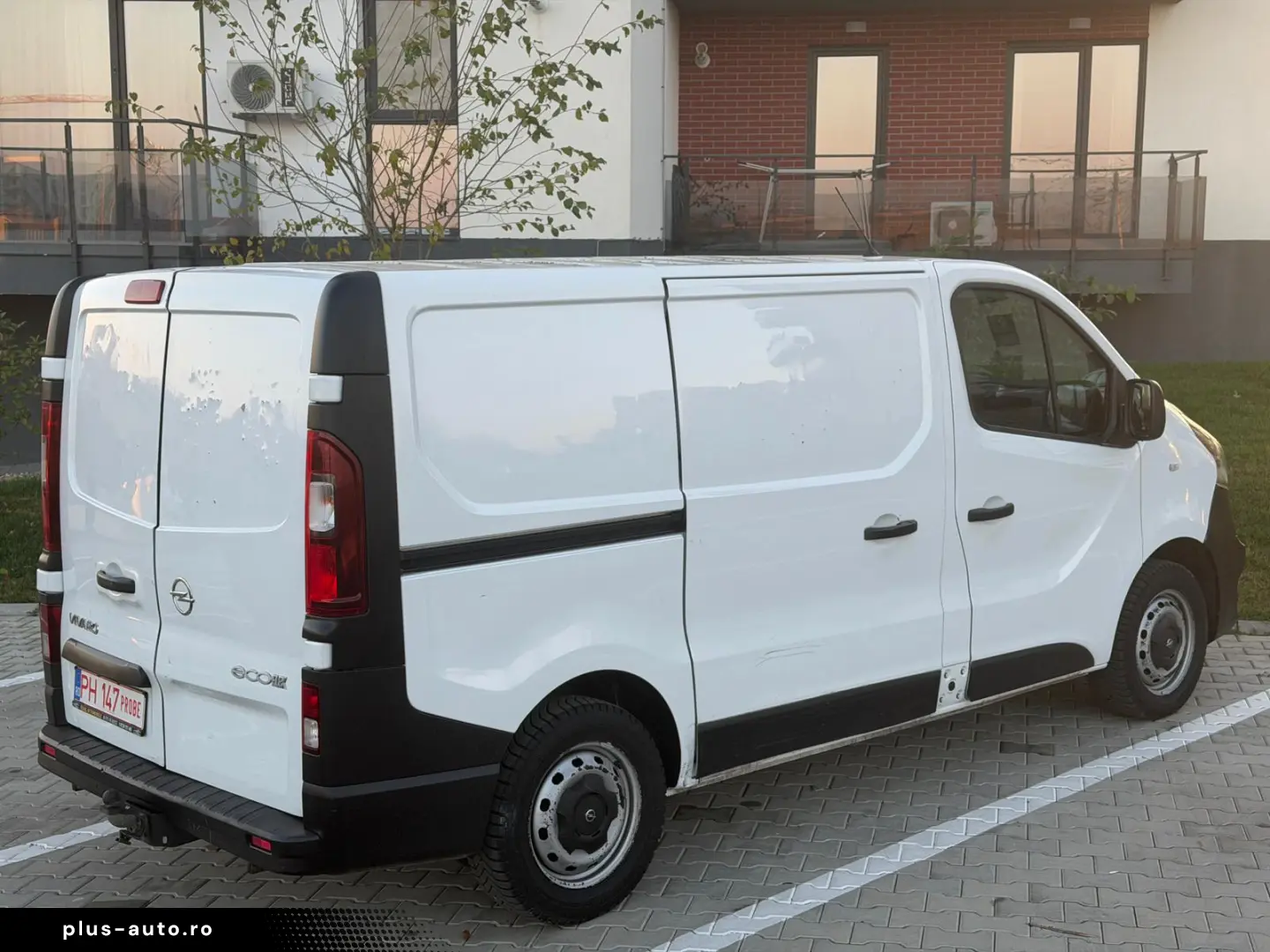 Opel Vivaro 2017 L1H1 TVA deductibil
