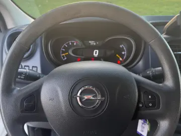 Opel Vivaro 2017 L1H1 TVA deductibil