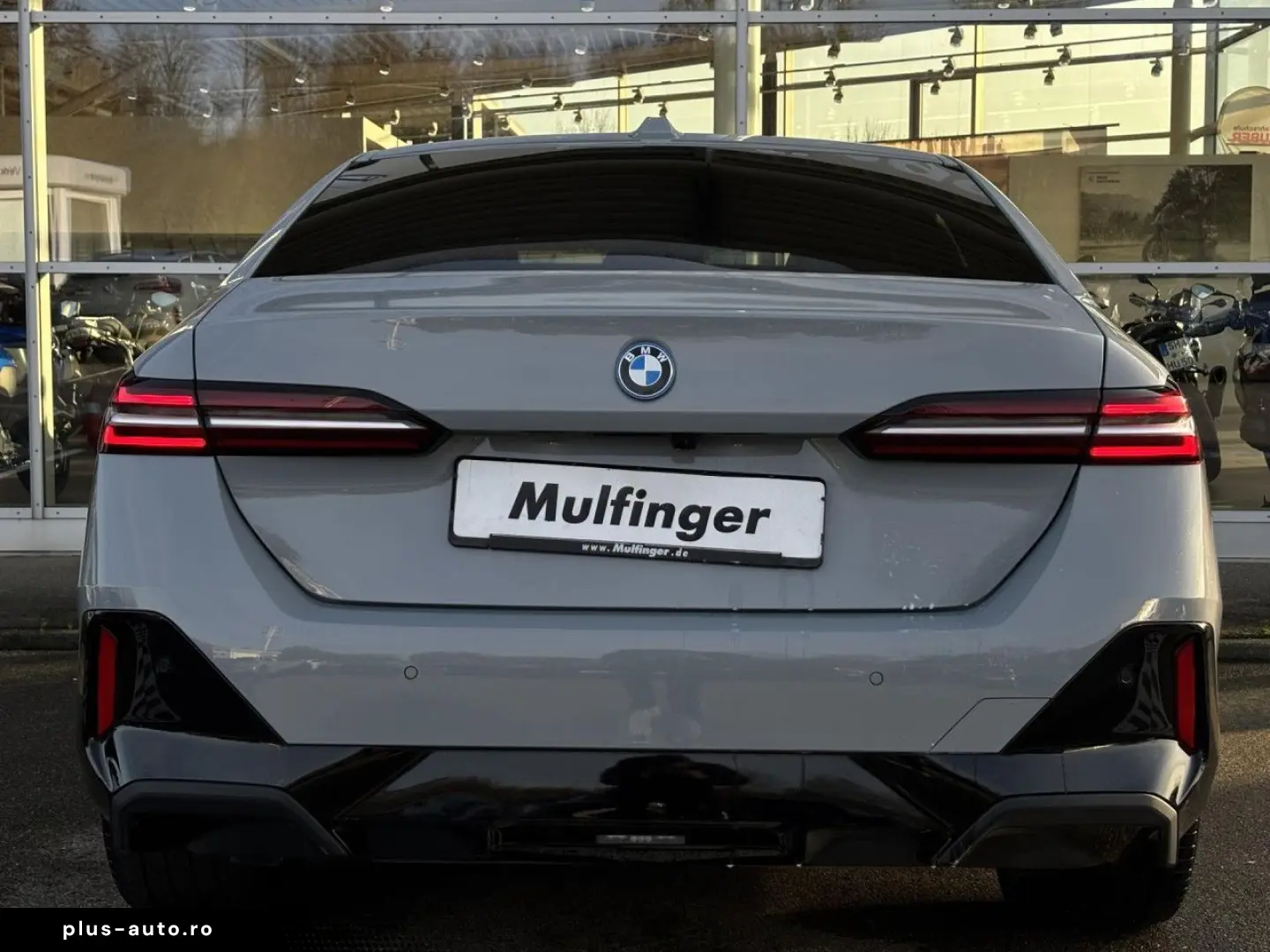 BMW 550e xDr.M Sport ACC SurView HUD Bow Wil.AHK 20