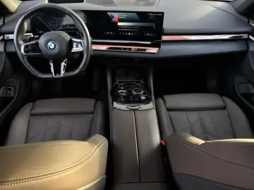 BMW 550e xDr.M Sport ACC SurView HUD Bow Wil.AHK 20