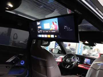 BMW M760e xDrive Bowers&Wilkins High Fond Entertaim.