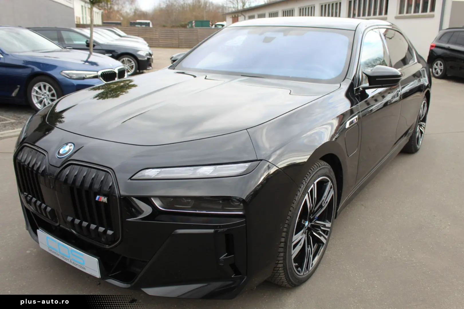 BMW M760e xDrive Bowers&Wilkins High Fond Entertaim.