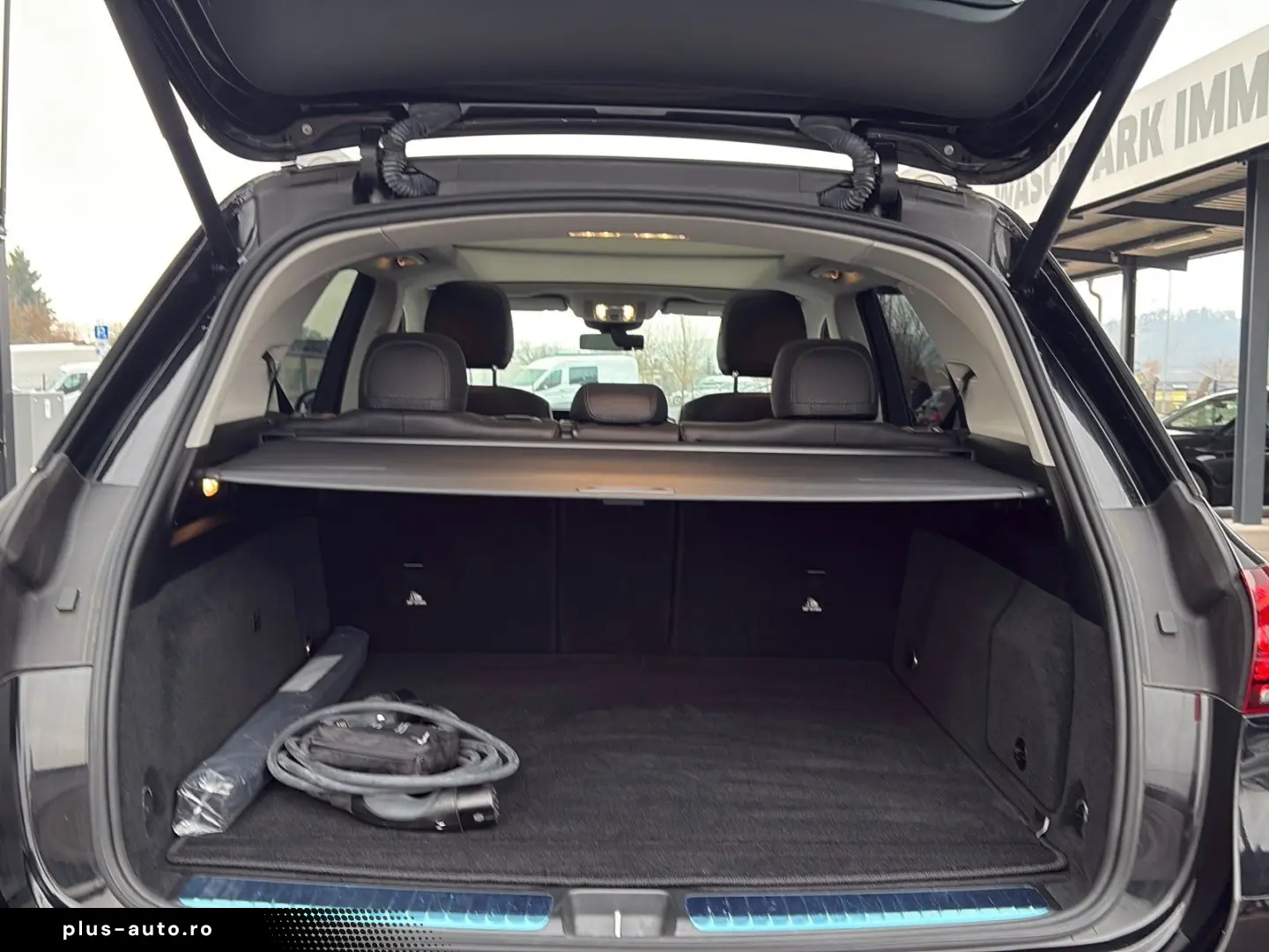 MERCEDES-BENZ GLE 350 e AMG 2x Pano AHK Night 20 LED&hellip;