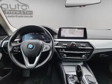 BMW 530 e xDrive Lim. Hifi Kamera Live.Cockp DAB