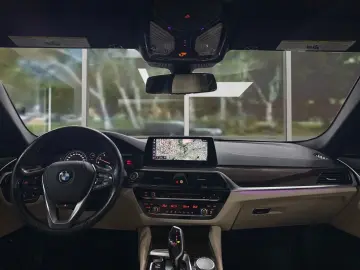 BMW 530 i xDrive Automatik M-Sportpaket   Insp. Neu