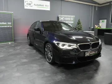 BMW 530 e Limousine M Sport Adaptive LED H&K