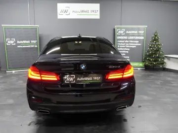 BMW 530 e Limousine M Sport Adaptive LED H&K