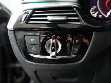 BMW 530 e Limousine M Sport Adaptive LED H&K