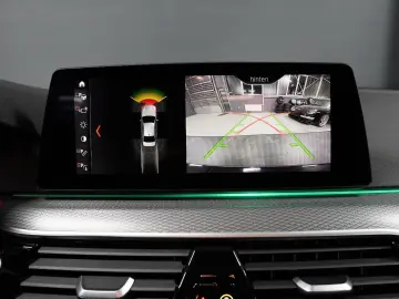 BMW 530 e Limousine M Sport Adaptive LED H&K