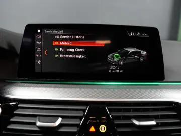 BMW 530 e Limousine M Sport Adaptive LED H&K