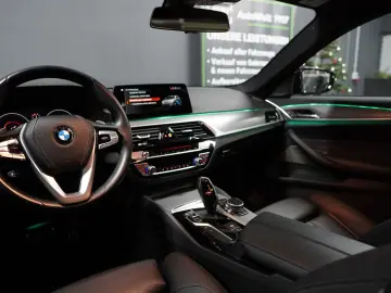 BMW 530 e Limousine M Sport Adaptive LED H&K