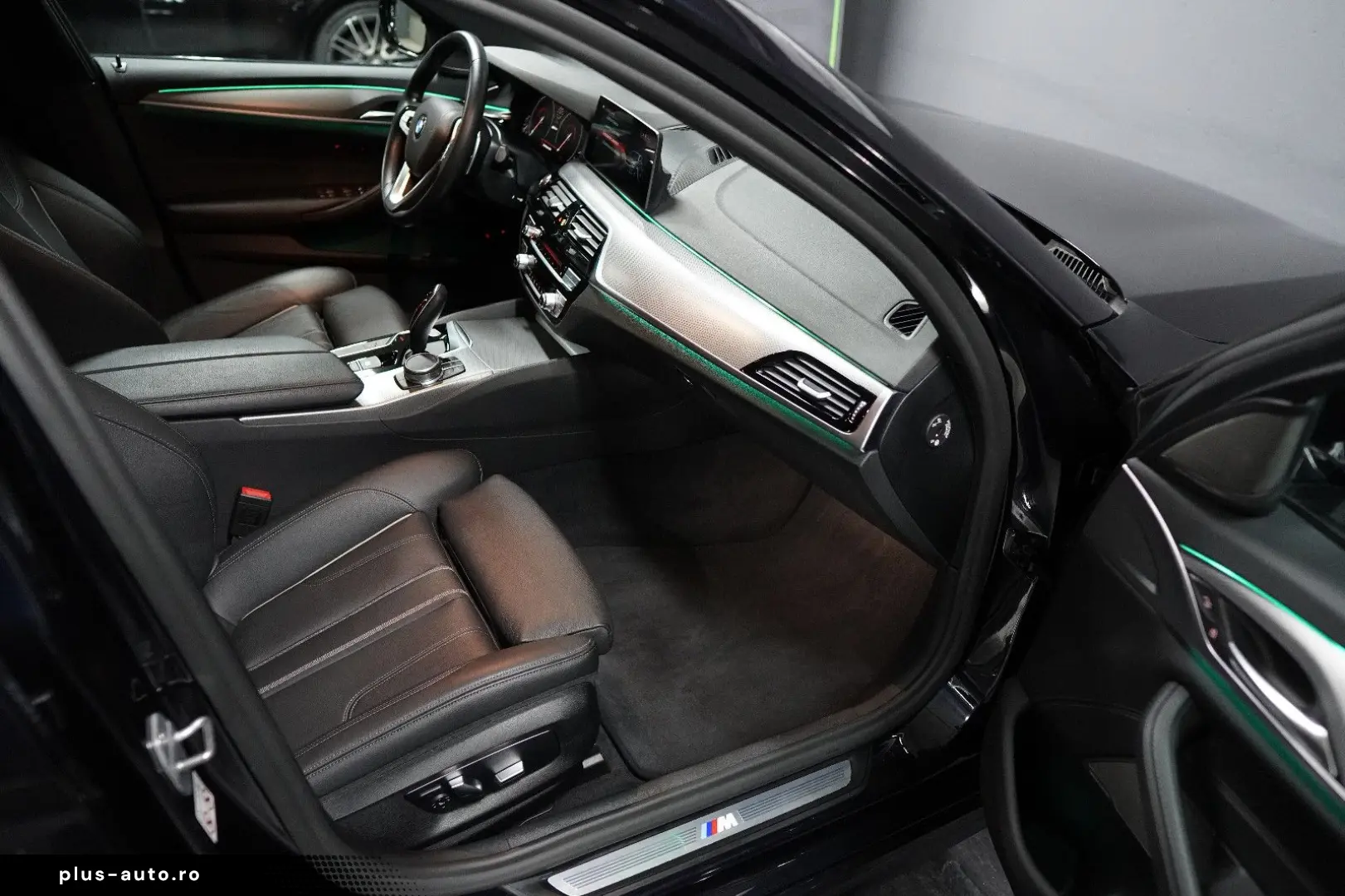 BMW 530 e Limousine M Sport Adaptive LED H&K