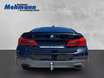 BMW 520i Aut. M Sport   AHK Leder LED SD HuD