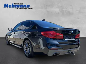 BMW 520i Aut. M Sport   AHK Leder LED SD HuD