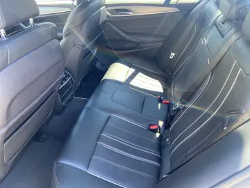 BMW 520i Aut. M Sport   AHK Leder LED SD HuD