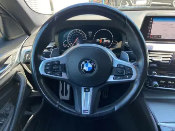 BMW 520i Aut. M Sport   AHK Leder LED SD HuD