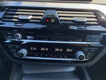 BMW 520i Aut. M Sport   AHK Leder LED SD HuD