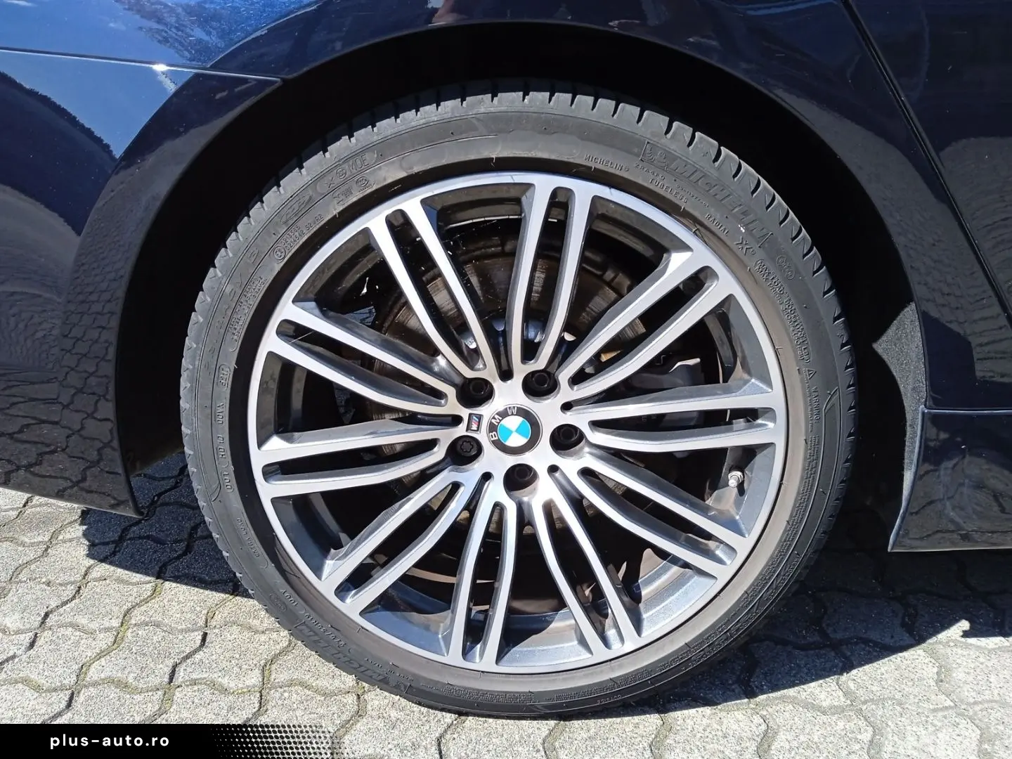 BMW 520 i Lim MSPORT HUD ADPT.LED KAMERA PARK-ASSIST