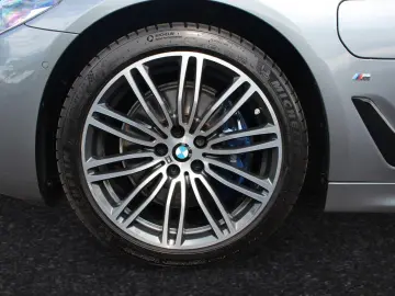 BMW 530e iPerformance Limousine M Sportpaket DAB