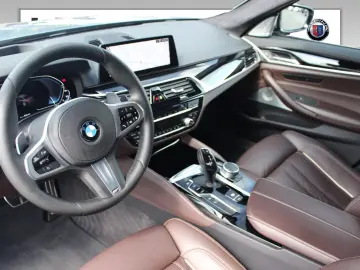 BMW 530e iPerformance Limousine M Sportpaket DAB