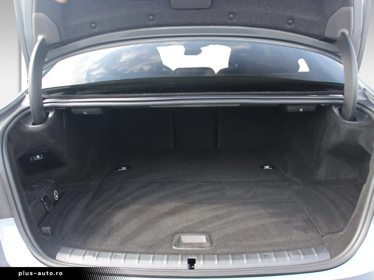 BMW 530e iPerformance Limousine M Sportpaket DAB