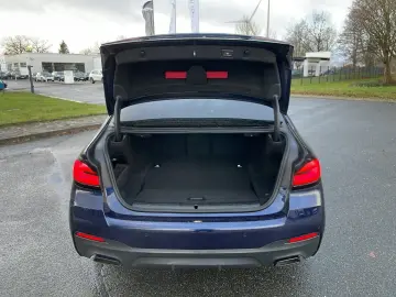 BMW 520e Limousine M Sport   Laser   HuD   AHK   HiF