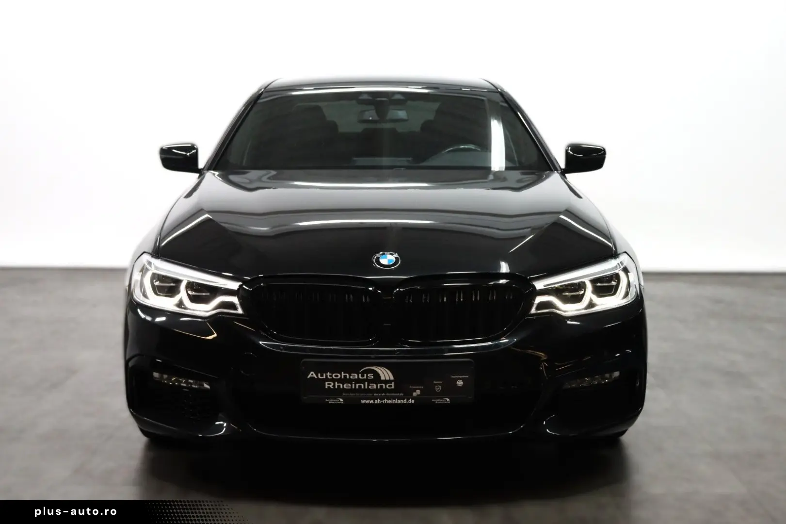 BMW 530i Lim. M-Sport  SHADOW VCOCKPIT KAM ALCANTARA