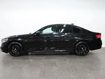 BMW 530i Lim. M-Sport  SHADOW VCOCKPIT KAM ALCANTARA