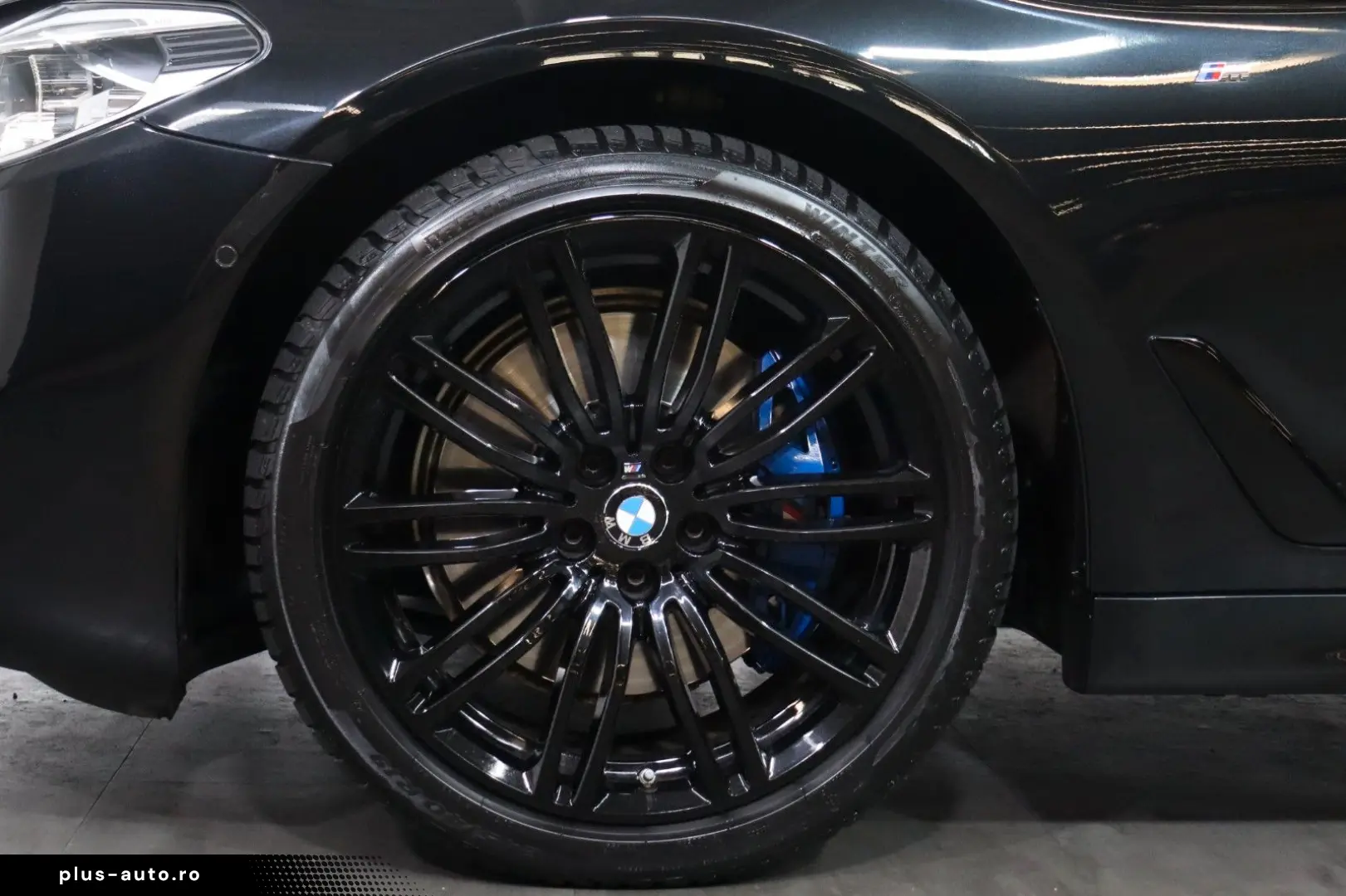 BMW 530i Lim. M-Sport  SHADOW VCOCKPIT KAM ALCANTARA