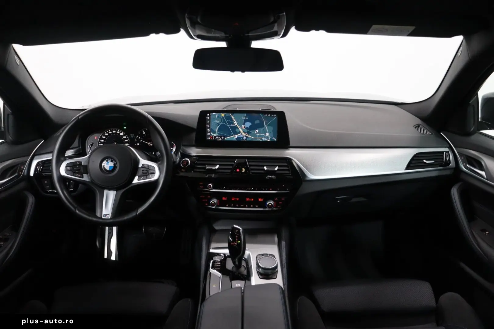 BMW 530i Lim. M-Sport  SHADOW VCOCKPIT KAM ALCANTARA