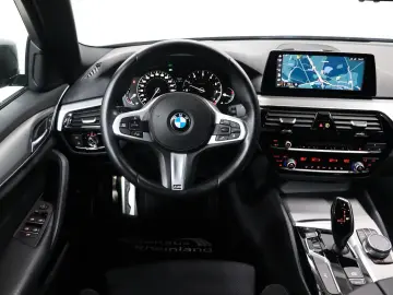 BMW 530i Lim. M-Sport  SHADOW VCOCKPIT KAM ALCANTARA