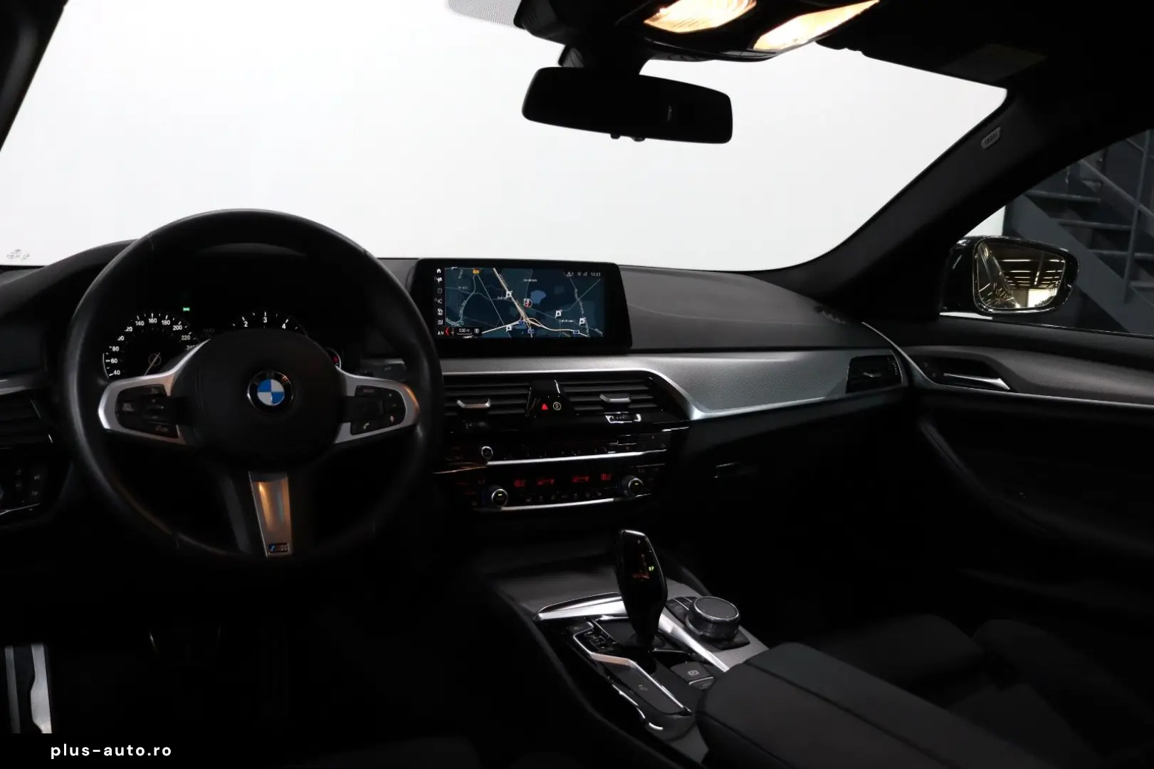 BMW 530i Lim. M-Sport  SHADOW VCOCKPIT KAM ALCANTARA