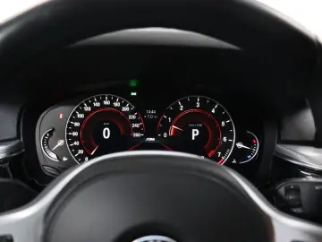 BMW 530i Lim. M-Sport  SHADOW VCOCKPIT KAM ALCANTARA