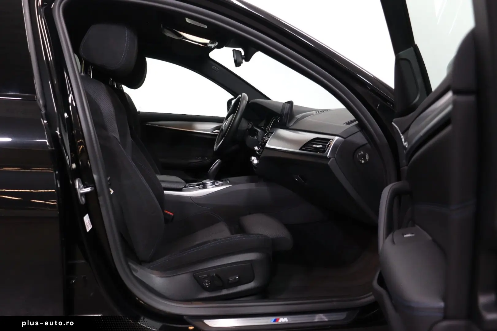 BMW 530i Lim. M-Sport  SHADOW VCOCKPIT KAM ALCANTARA