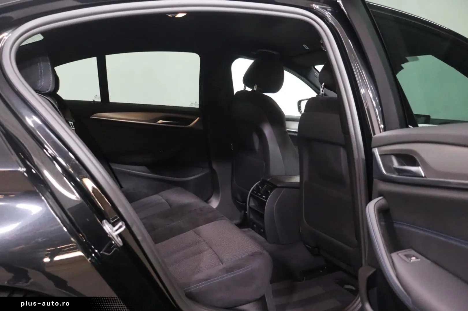 BMW 530i Lim. M-Sport  SHADOW VCOCKPIT KAM ALCANTARA