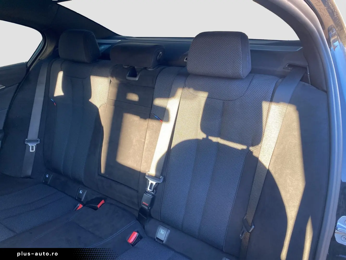 BMW 530d xDrive    M-Sport LED AHK HUD H&K Carplay