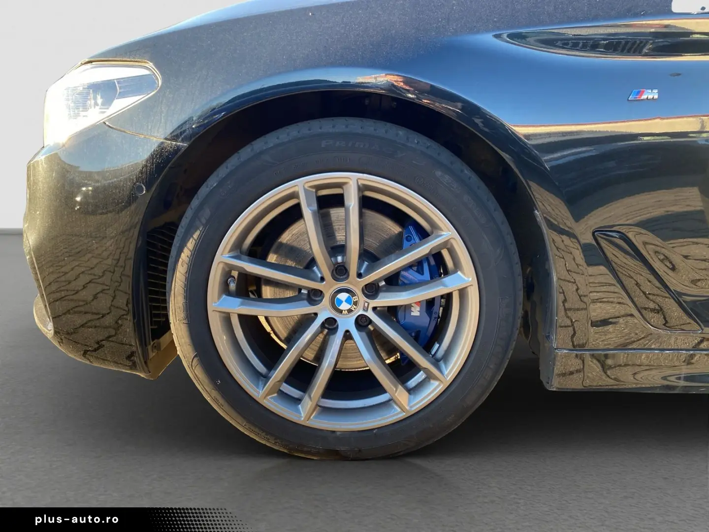 BMW 530d xDrive    M-Sport LED AHK HUD H&K Carplay