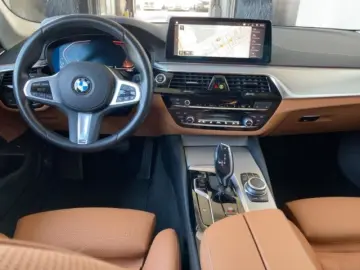 BMW 520 d xDr Lim HUD AHK Navi Dig Cockpit Soundsyst