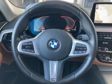 BMW 520 d xDr Lim HUD AHK Navi Dig Cockpit Soundsyst
