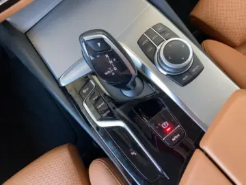 BMW 520 d xDr Lim HUD AHK Navi Dig Cockpit Soundsyst