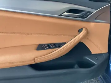 BMW 520 d xDr Lim HUD AHK Navi Dig Cockpit Soundsyst