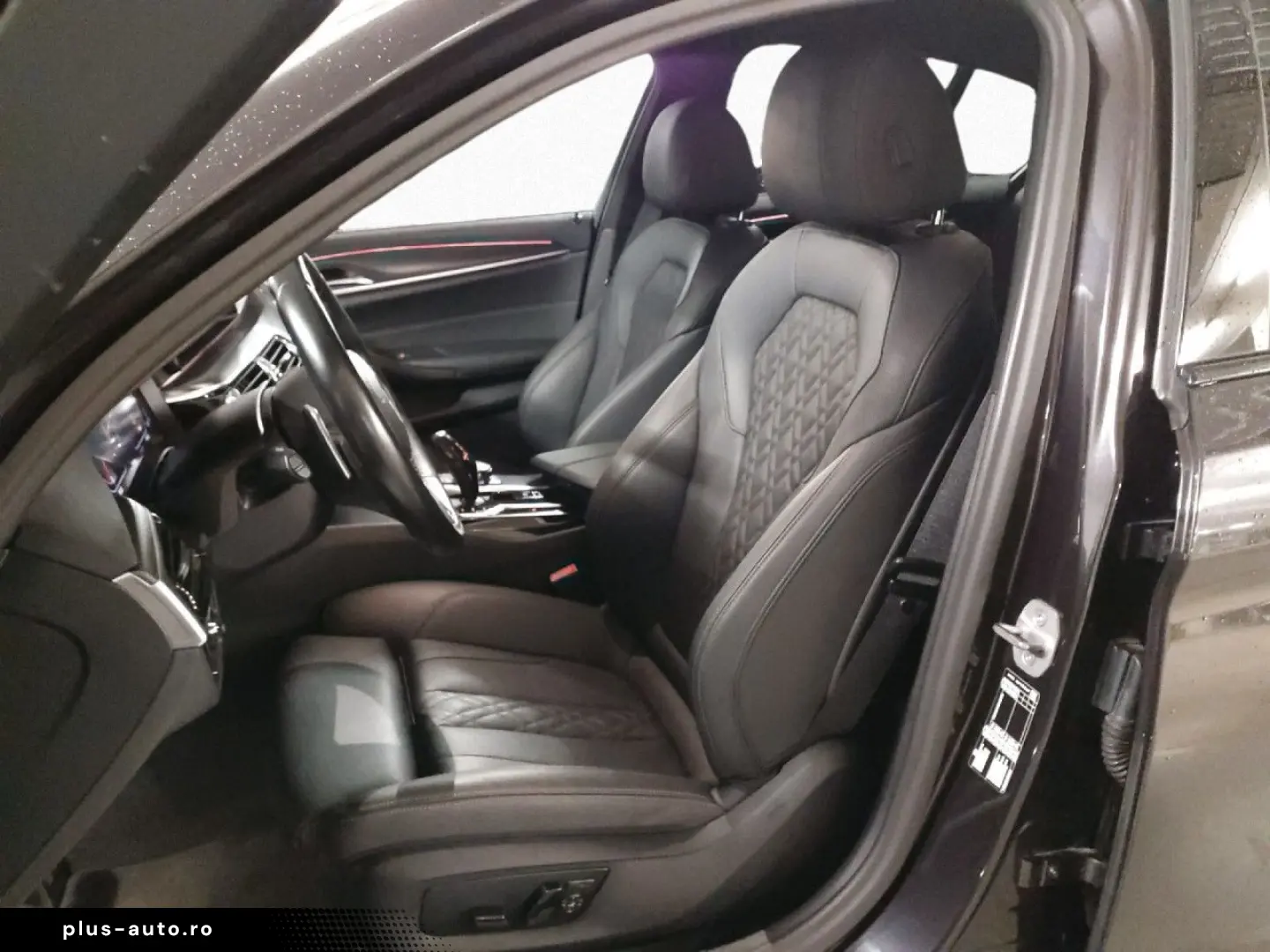 BMW 520i M SPORT LCPr Sportsitz Kam 4-Klima HiFi 19