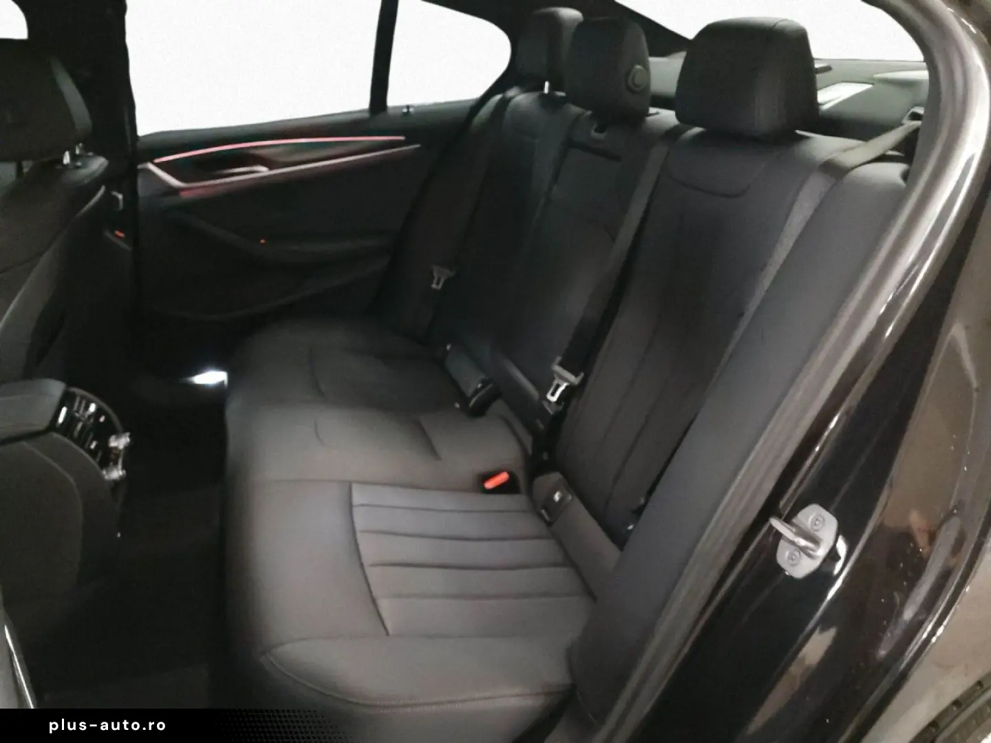 BMW 520i M SPORT LCPr Sportsitz Kam 4-Klima HiFi 19