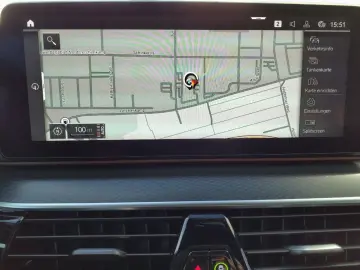 BMW 520i M SPORT LCPr Sportsitz Kam 4-Klima HiFi 19