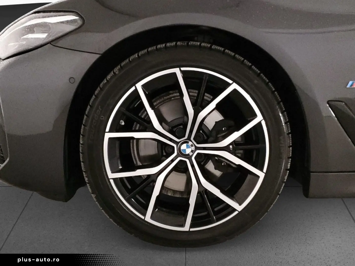 BMW 520i M SPORT LCPr Sportsitz Kam 4-Klima HiFi 19