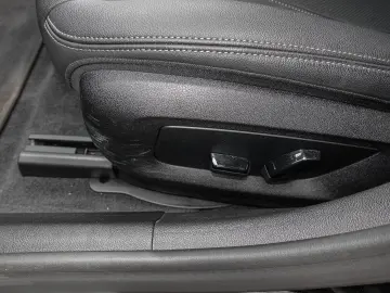 BMW 520e Aut. AHK RFK NAVI LED Sound Syst. PDC V H D