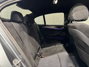 BMW 530i Lim. xDr. M SPORT LED-ACC-H&K-HUD-R.KAM-AHK