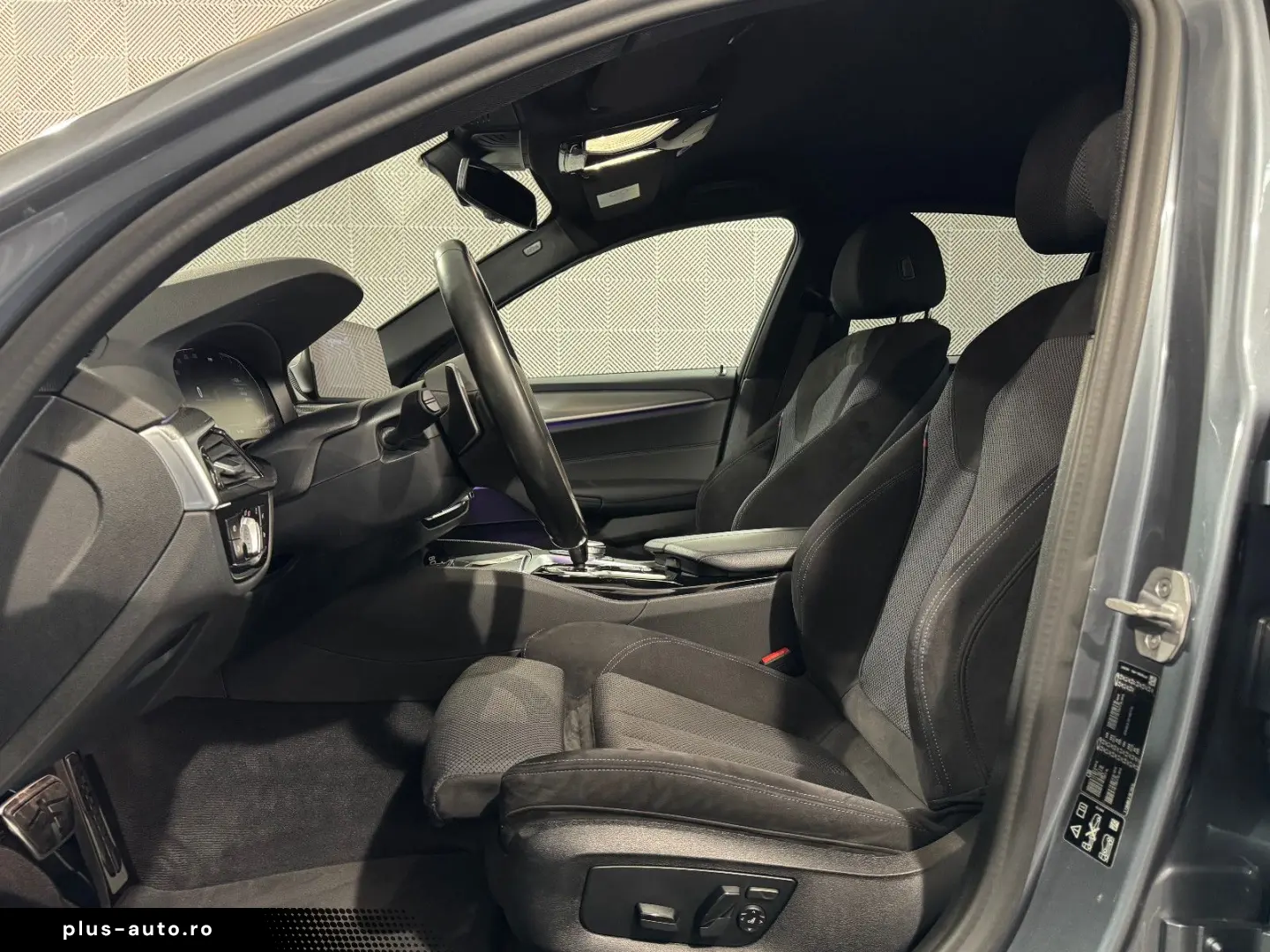 BMW 530i Lim. xDr. M SPORT LED-ACC-H&K-HUD-R.KAM-AHK