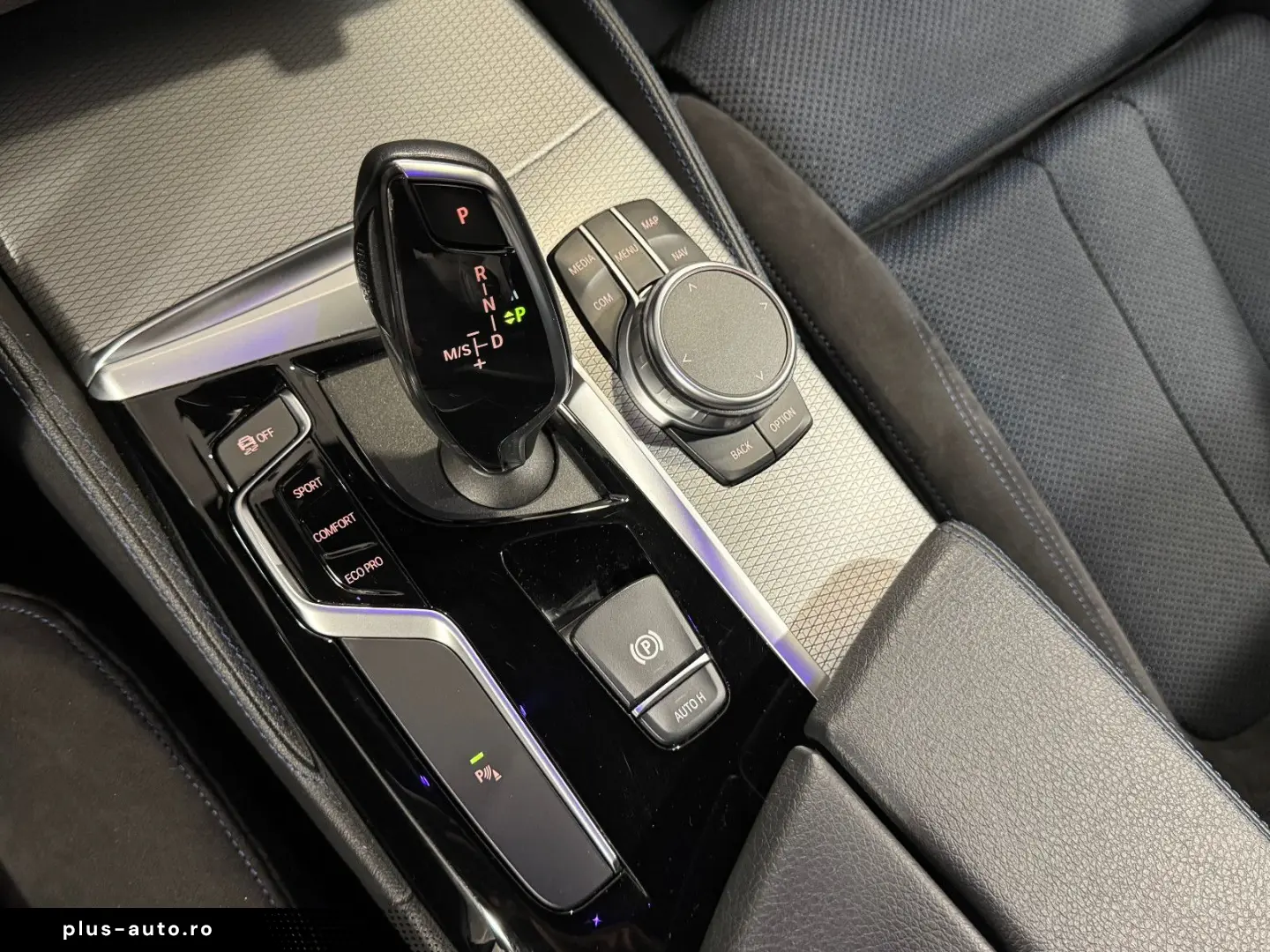 BMW 530i Lim. xDr. M SPORT LED-ACC-H&K-HUD-R.KAM-AHK