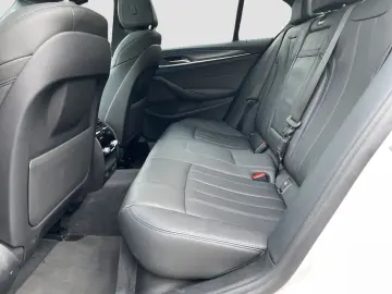 BMW 530e Limousine M Sport LiveCockpitProf Kamera
